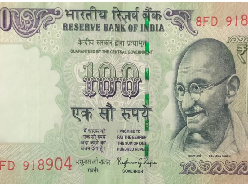 100 rupee note